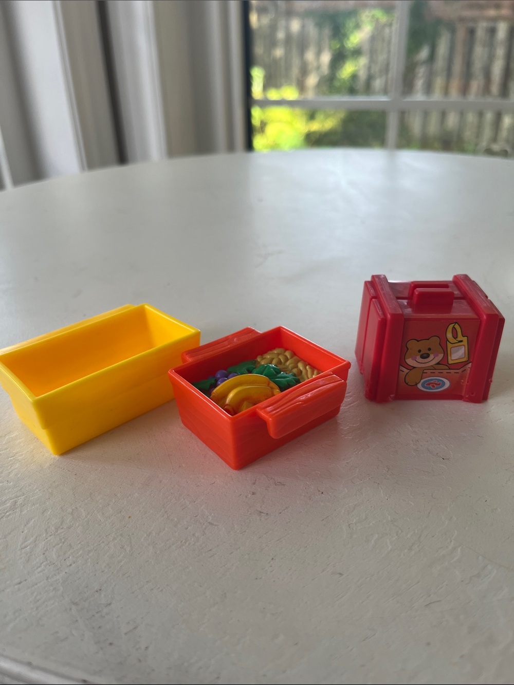 3/$10 💚Little People Suitcase and Wagon accessories